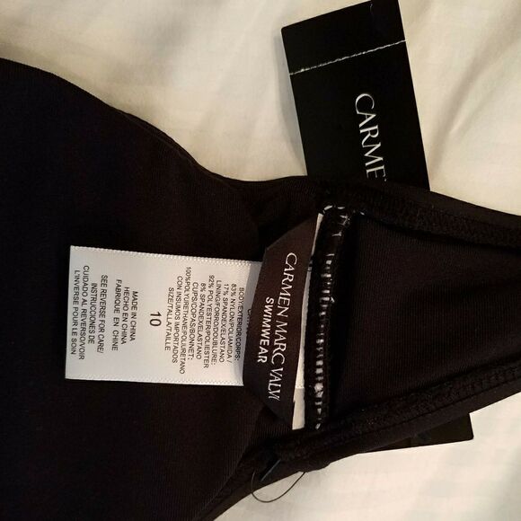 Carmen Marc Valvo swim suit - Picture 5 of 7